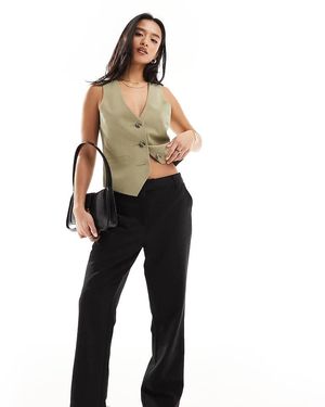 ASOS Pantalones De Sastre Capri Negros De Corte Recto Slim De Asos Design Petite