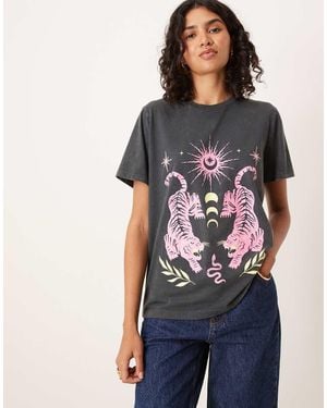 ASOS Regular Fit T-shirt With Tiger Celestial Graphic - Blue
