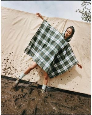 Barbour Tartan Showerproof Poncho - Natural