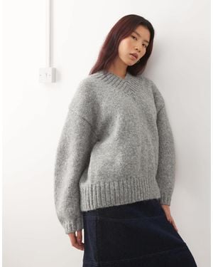Monki Oversized V Neck Sweater - Grey