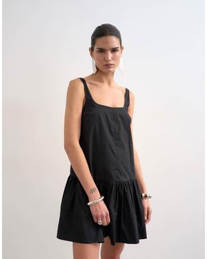TOPSHOP Poplin Dropped Waist Square Neck Mini Chuck On Sundress - White