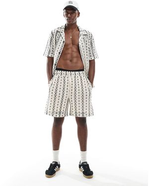 River Island Crochet Shorts Co-ord - White