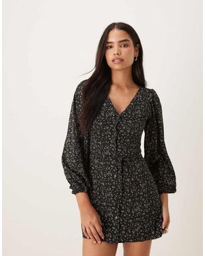 Glamorous Nette Mini-Jurk Met Lange Mouwen En Fijne Bloemenprint - Zwart