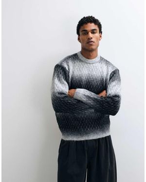 Obey Trui Met Haze-Streepgradient En Ronde Hals - Grijs