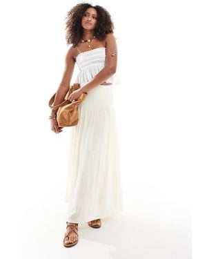 Stradivarius Midirok Met Verlaagde Taille - Wit