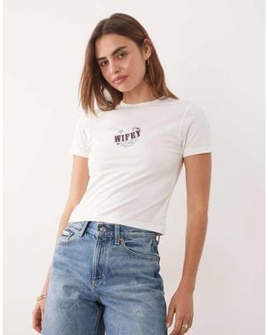 Six Stories Wifey Horse Shoe Baby Tee - White