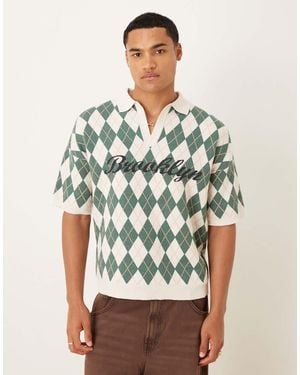 ASOS Relaxed Knitted Argyle Print Polo With Brooklyn Graphic - Brown