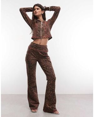 TRUE RELIGION Pantalones Bootcut De Talle Alto En Tejido Baby Terry Con Estampado De Leopardo, Conjunto - Marrón