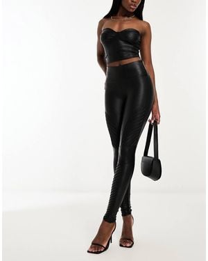 Spanx Leggings Negros De Estilo Motero De Cuero Sintético De