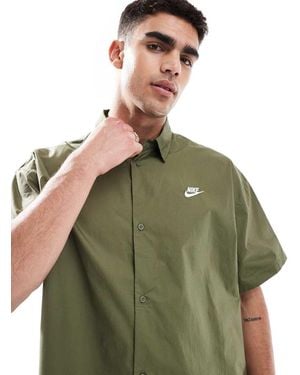 Nike Club Short Sleeve Shirt - Green