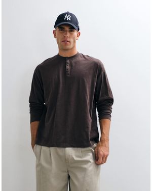 Reclaimed Vintage Henley-t-shirt - Schwarz