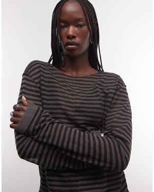 Weekday Top Van Doorschijnende Knit Met Splitnek En Naaddetail Vooraan - Zwart