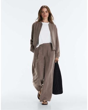 Oysho 100% Lyocell Wide-Leg Trousers - Brown