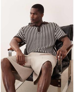 New Look Knitted Stripe Textured Polo - Brown