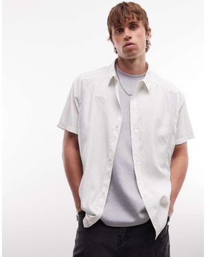 Umbro Camicia Squadrata A Maniche Corte Bianca A Righe - Bianco