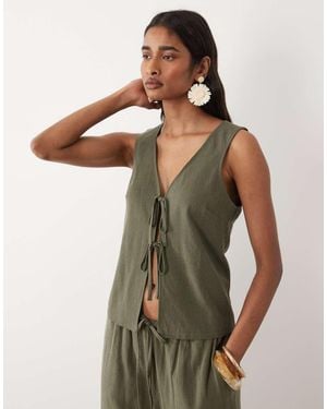 Miss Selfridge Linen Look Tie Front Vest - Green