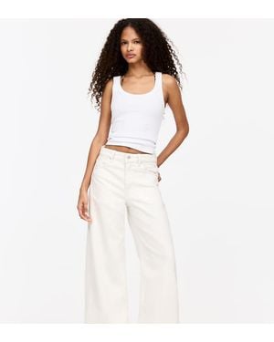 Pull&Bear Petite High-Waist Wide-Leg Jeans - White