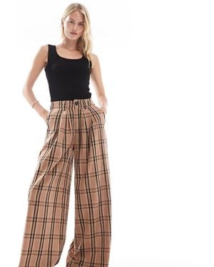Noisy May High Waist Wide Leg Trousers With Pleat Detail - Brown