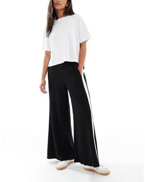 French Connection Wide Leg Crepe Trousers With Leg Stripe - White