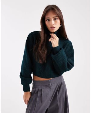 Monki Cropped Knitted Sweater - White