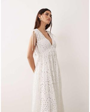 ARRANGE Broderie Drawstring Detail Trapeze Maxi Dress - White