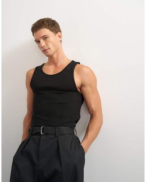 TOPMAN Camiseta Negra Sin Mangas De Canalé De - Negro