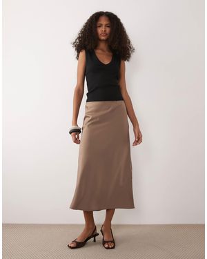 Y.A.S Satin Midi Skirt - Natural
