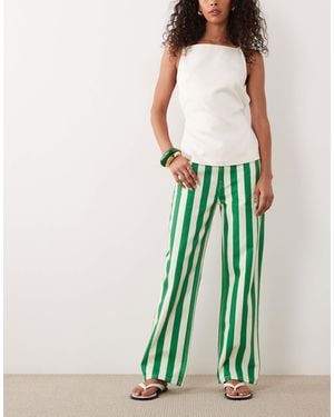 ASOS Crop Comfort Stretch Straight Leg Jean - Green
