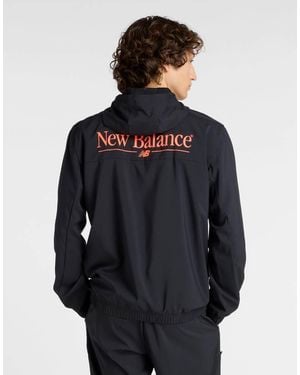 New Balance Reimagined Woven Graphic Jacket - Blue