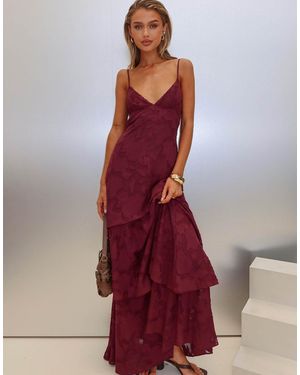 Princess Polly Lyricah strukturiertes devore-maxikleid mit stufen, drapierung, camisole-trägern und bindeband am rücken - Rot