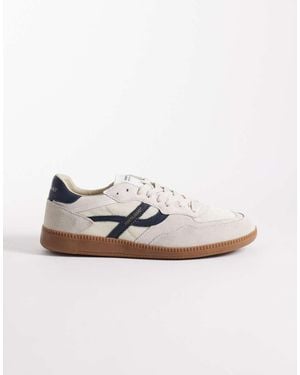 Pompeii UK Pompeii Gum Sole Trainers - White