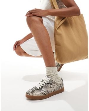 Asos femme basket 2025