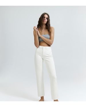 Pull&Bear Petite High-waist Mom Fit Jeans - White