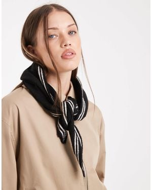 ONLY Contrast Trim Short Scarf - Natural