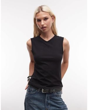 Weekday – figurbetontes tanktop - Schwarz