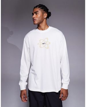 Nike Graphic Long Sleeve T-shirt - White
