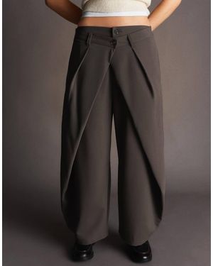 Bershka Barrel Trousers With Pleats - Grey