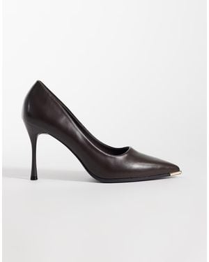 SEQWL Court Shoes With Gold Detail - Brown