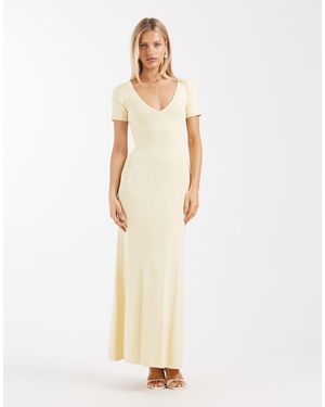4th & Reckless Vestido Largo Amarillo Con Cuello De Pico Y Detalle De Costura Delantera De Punto Fino De - Neutro