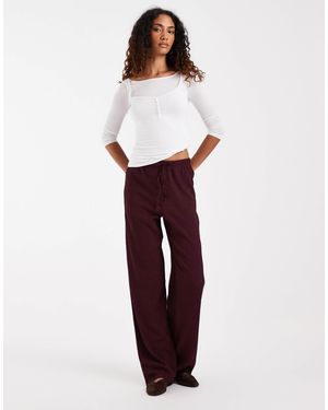 ONLY Pantalon large texturé tall en prune foncé - Rouge