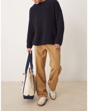 ASOS Pantaloni Eleganti A Fondo Ampio Color Cammello Polvere Con Pieghe Sul Davanti - Blu