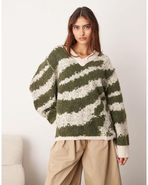 ARRANGE Oversized Knit V Neck Sweater With Curved Hem - Brown