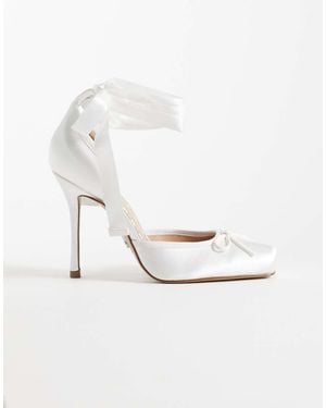 Steve Madden Larina Heeled Square Toe Ballerinas With Satin Straps - White
