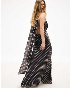 NA-KD Chiffon Waterfall Scarf Maxi Dress - Black