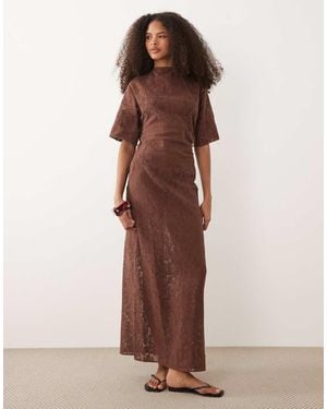 Pretty Lavish Suvi Crochet T-Shirt Maxi Dress - Brown
