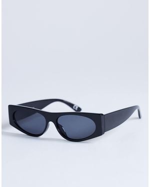 TOPSHOP Mykonos Cat Eye Sunglasses - Blue