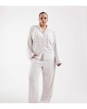 Loungeable Curve Super Soft Jersey Camp Collar Top And Trousers Pyjama Set - White