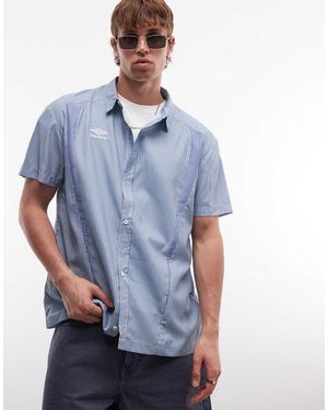 Umbro Camicia Squadrata A Maniche Corte A Righe - Blu