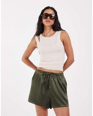 ASOS Pantalón Corto Tailored Runner En Satén-Verde