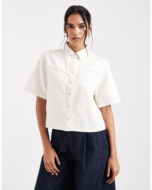 Levi's – logan – kastiges jeanshemd - Weiß